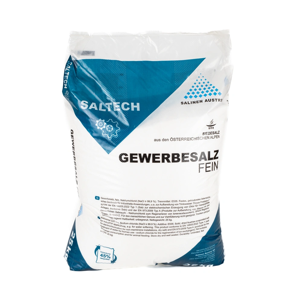 Salinen Saltech por állagú só sóbontóval ellátott medencékhez - 25kg